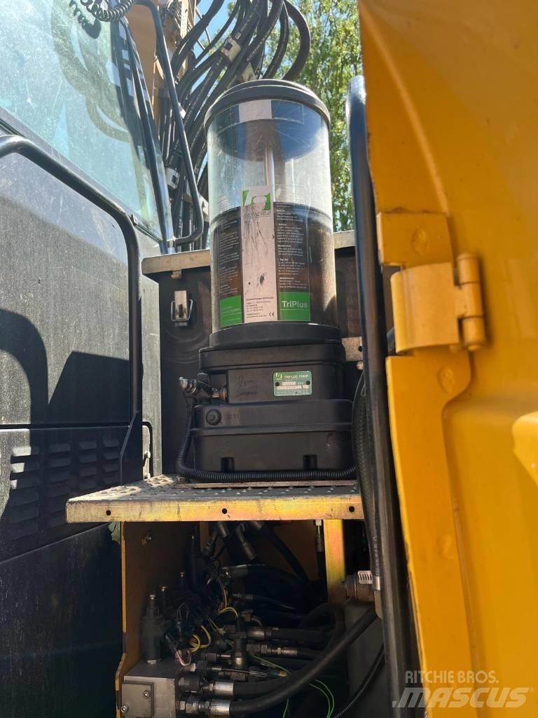 CAT M 313 D Εκσκαφείς με τροχούς - λάστιχα