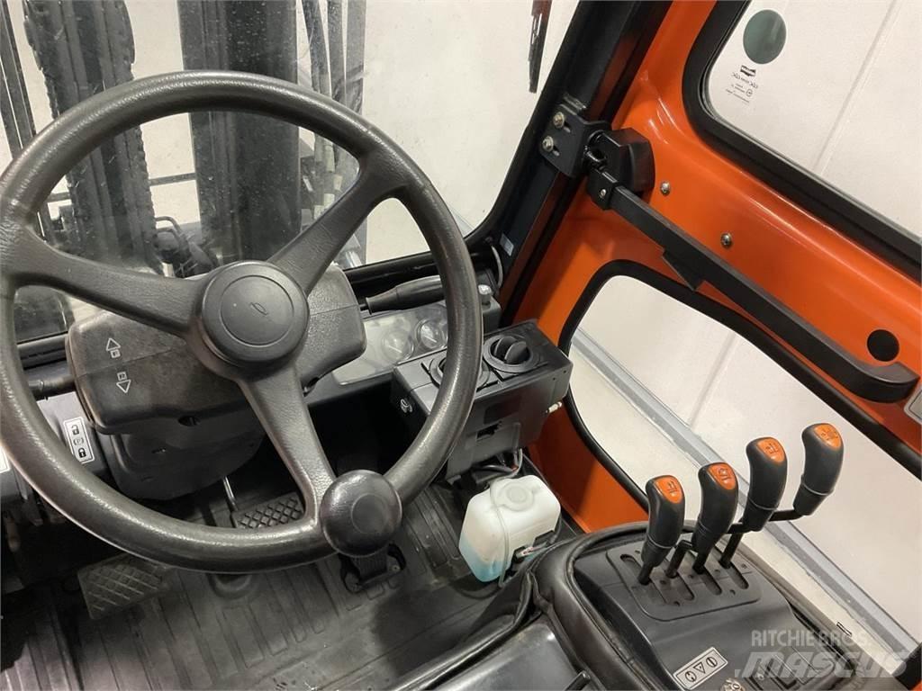 Doosan G30E-5 Περονοφόρα ανυψωτικά κλαρκ με φυσικό αέριο LPG