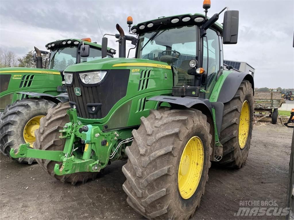 John Deere 6215R Τρακτέρ
