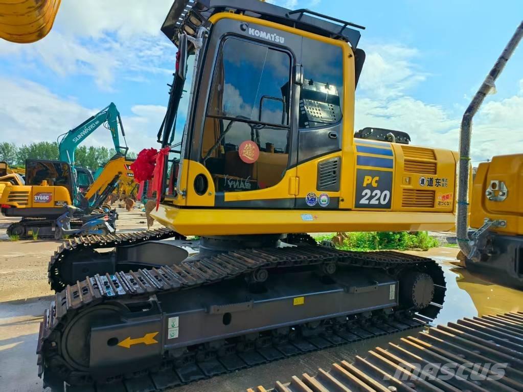 Komatsu PC 220-8 Εκσκαφείς με ερπύστριες