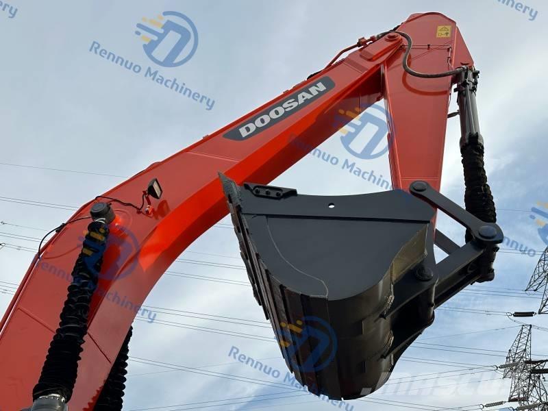 Doosan DX 300LC-9C Εκσκαφείς με ερπύστριες