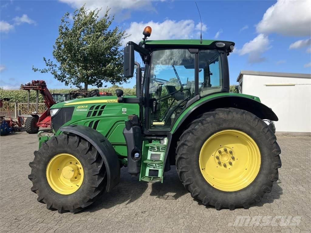 John Deere 6130R Τρακτέρ