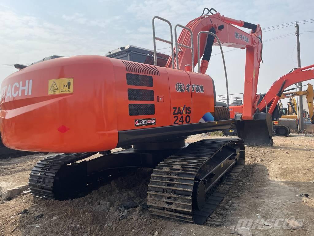 Hitachi ZX 240 Εκσκαφείς με ερπύστριες