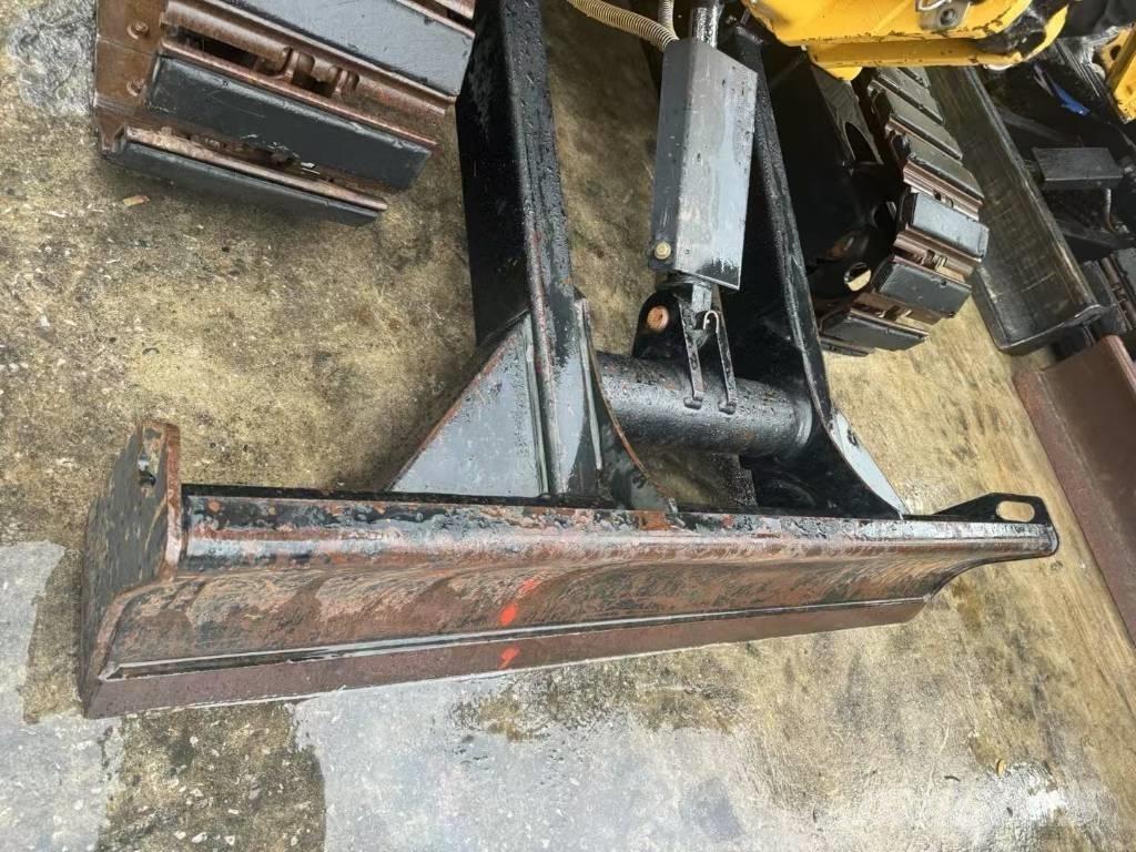 CAT 303 E CR Εκσκαφείς με ερπύστριες