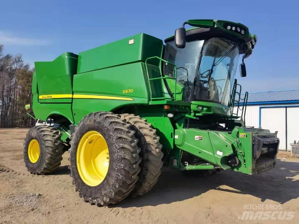 John Deere S670 Θεριζοαλωνιστικές μηχανές