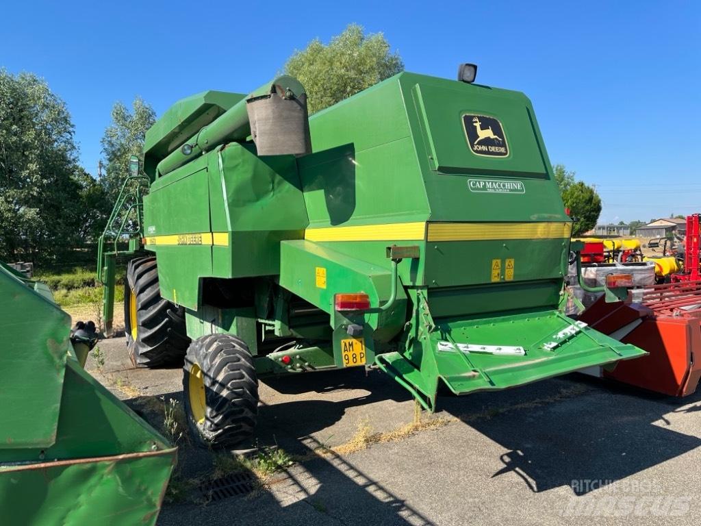 John Deere 2256 Θεριζοαλωνιστικές μηχανές