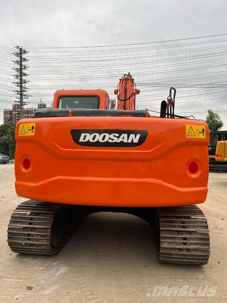 Doosan DX 140 LC Εκσκαφείς με ερπύστριες