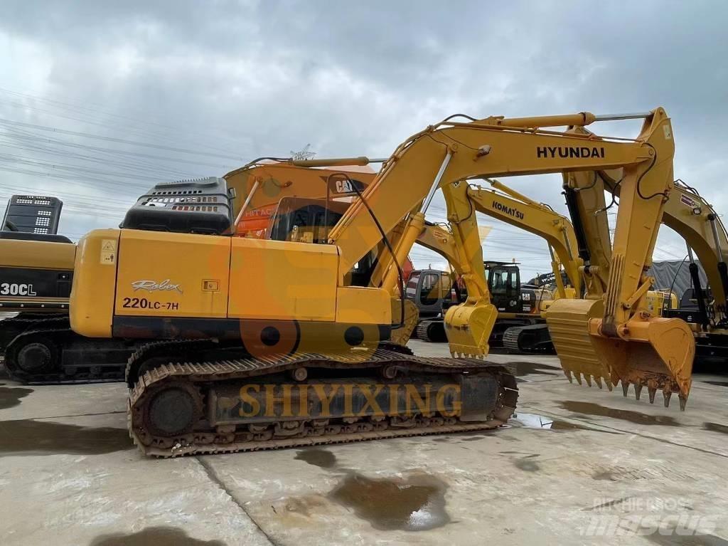 Hyundai Robex 220-7 Εκσκαφείς με ερπύστριες