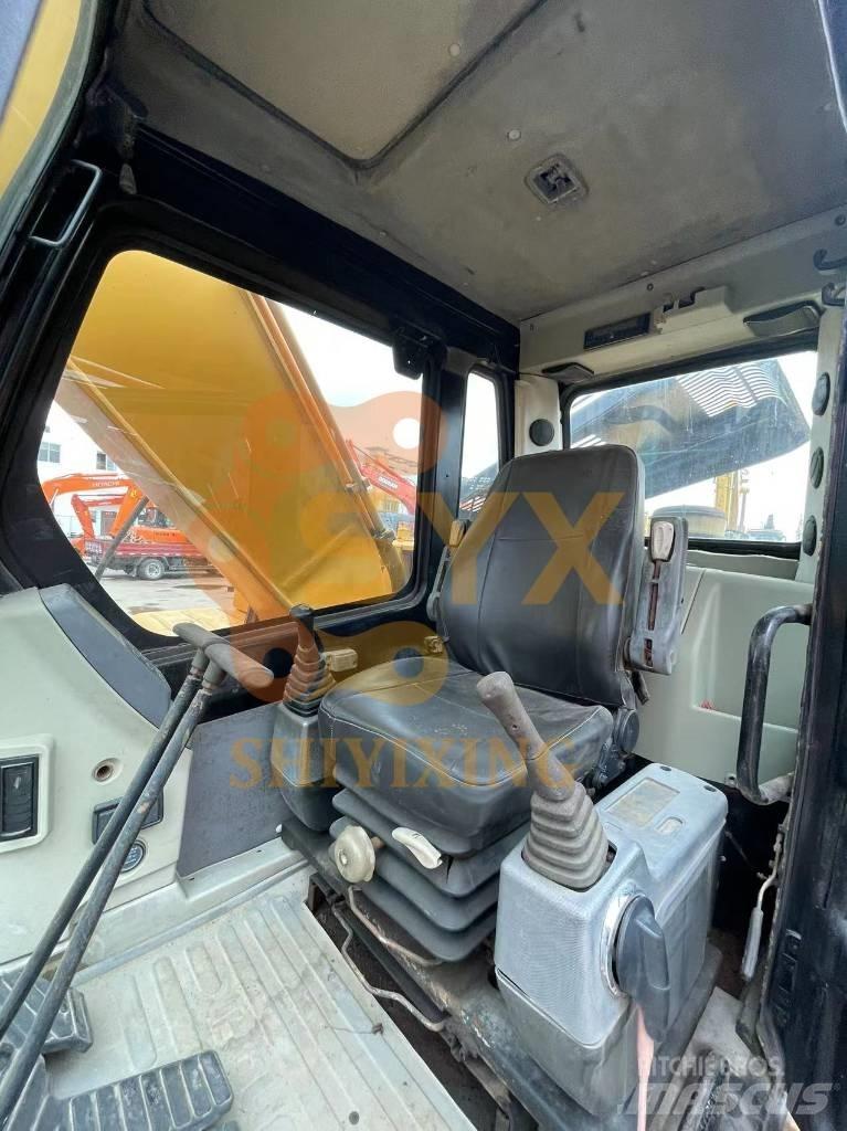 Hyundai Robex 220-7 Εκσκαφείς με ερπύστριες