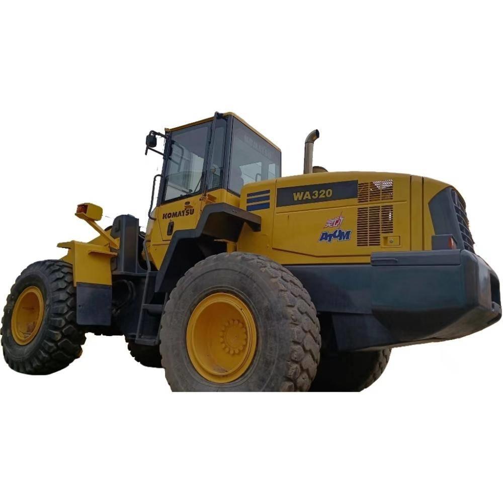 Komatsu WA 320 Φορτωτές με λάστιχα (Τροχοφόροι)