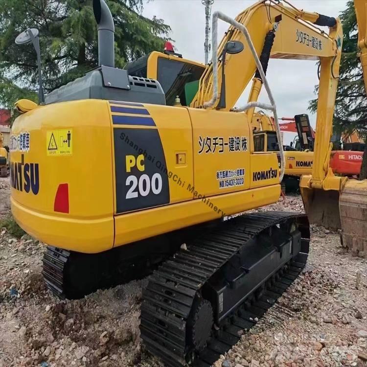 Komatsu 200-8 Εκσκαφείς με ερπύστριες