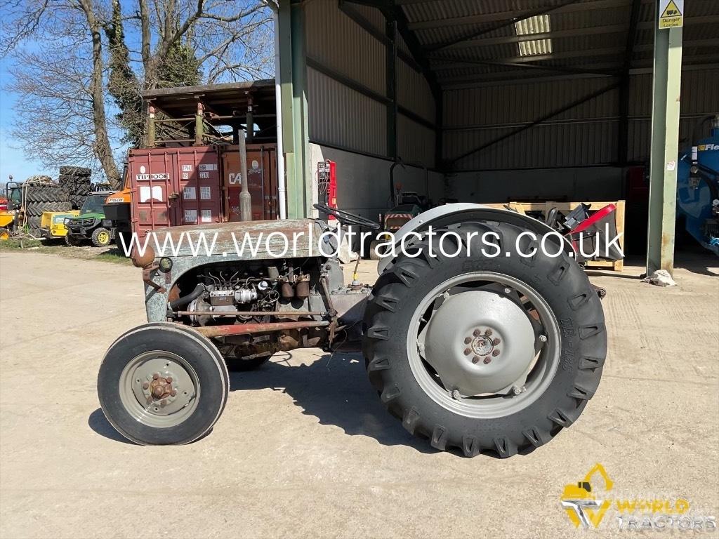 Ferguson TRACTOR Τρακτέρ