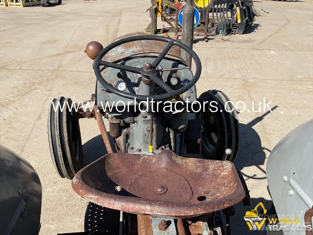 Ferguson TRACTOR Τρακτέρ