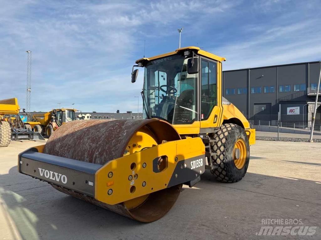 Volvo SD 135 B Οδοστρωτήρες μονού κυλίνδρου