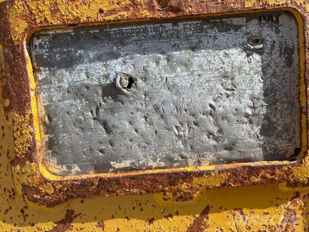 CAT 980 Bucket Κουβάδες