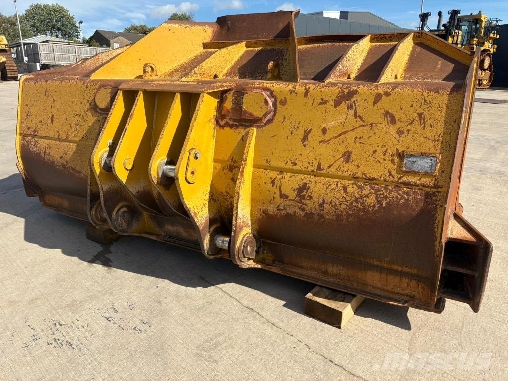 CAT 980 Bucket Κουβάδες