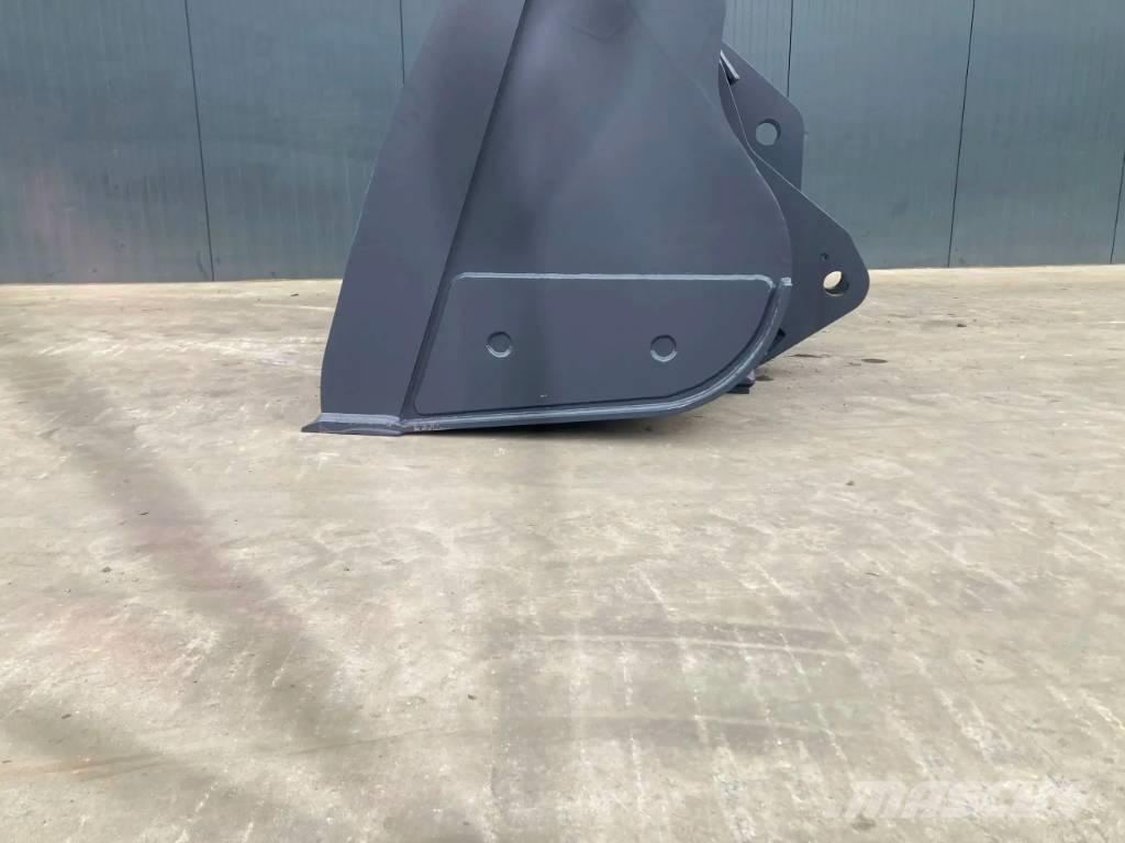 Volvo L90E Κουβάδες