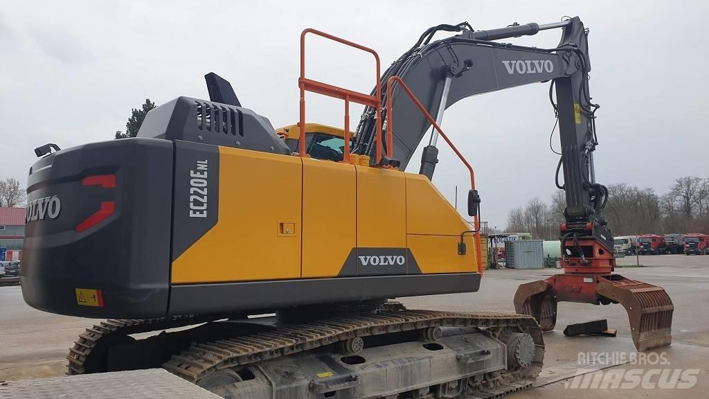 Volvo EC 220 E Εκσκαφείς με ερπύστριες