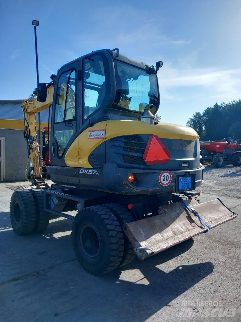 Doosan DX 57 W-5 Εκσκαφείς με τροχούς - λάστιχα