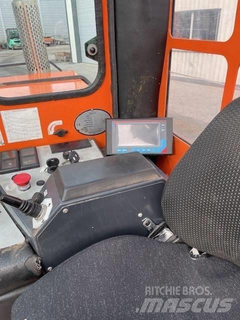 Combilift C 4500 Γερανοί πλευρικής φόρτωσης εμπορευματοκιβωτίων