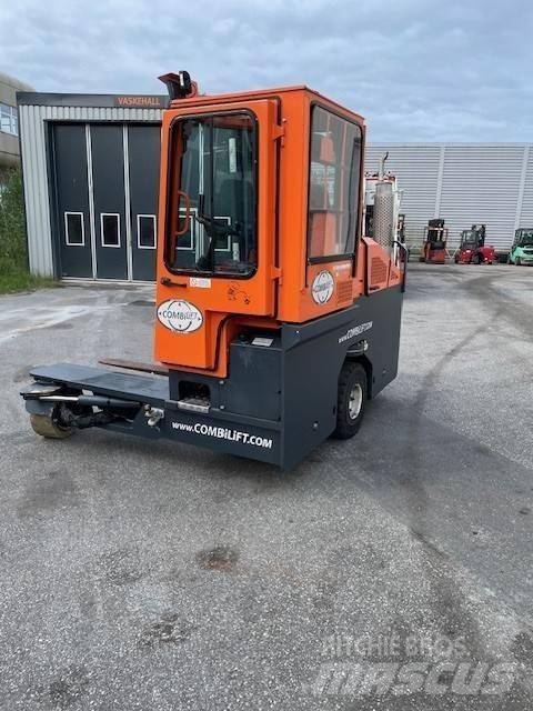 Combilift C 4500 Γερανοί πλευρικής φόρτωσης εμπορευματοκιβωτίων