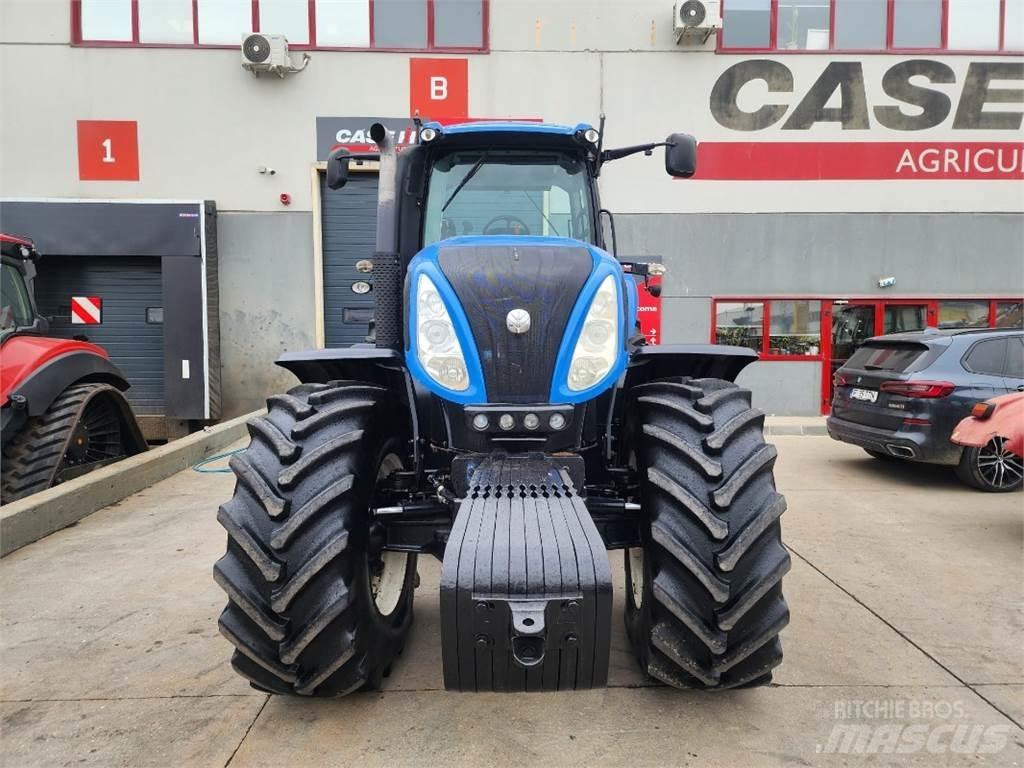 New Holland T8.300 Τρακτέρ
