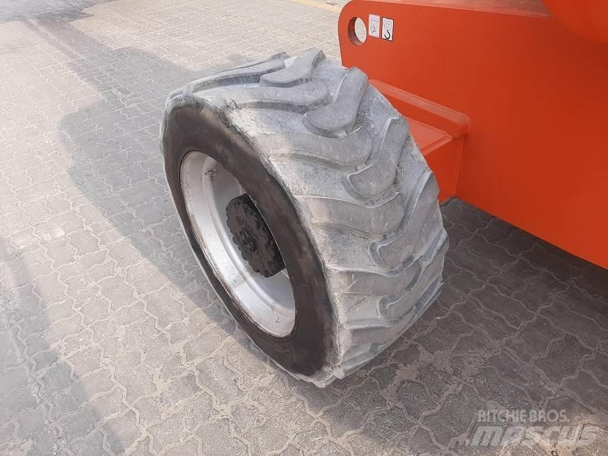 JLG 800AJ Ανυψωτήρες με αρθρωτό βραχίονα