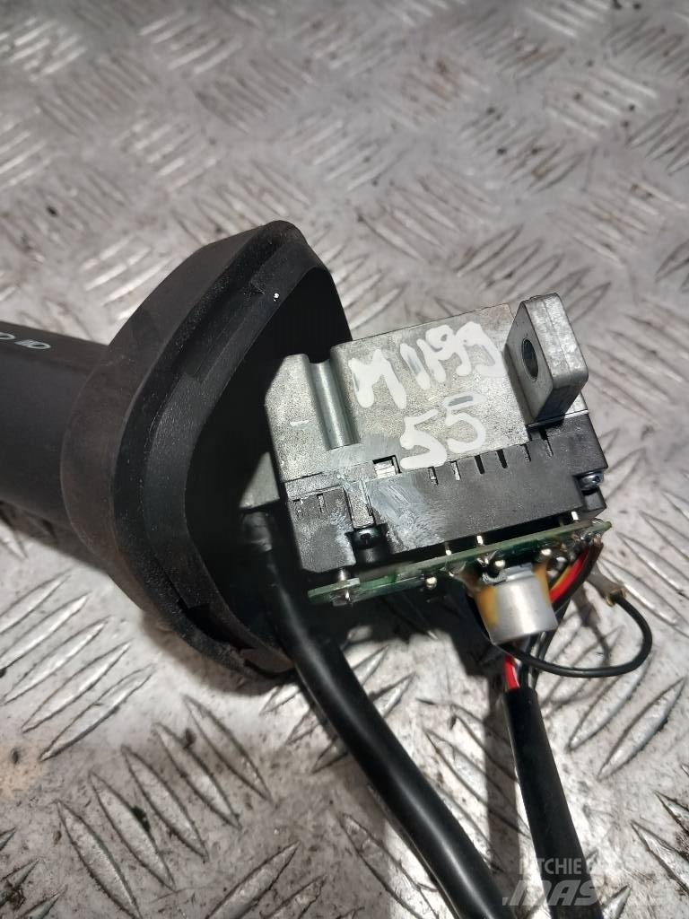 MAN TGM  81255090188 Καμπίνες και εσωτερικό