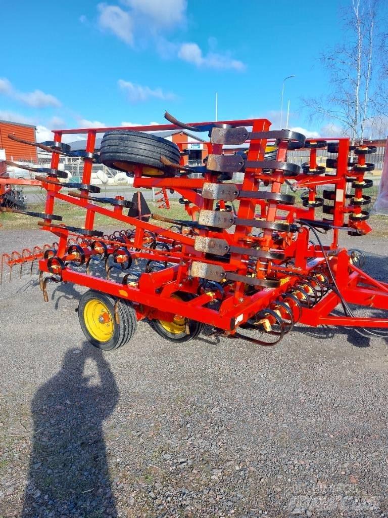 Väderstad NZF 450 Σβάρνες