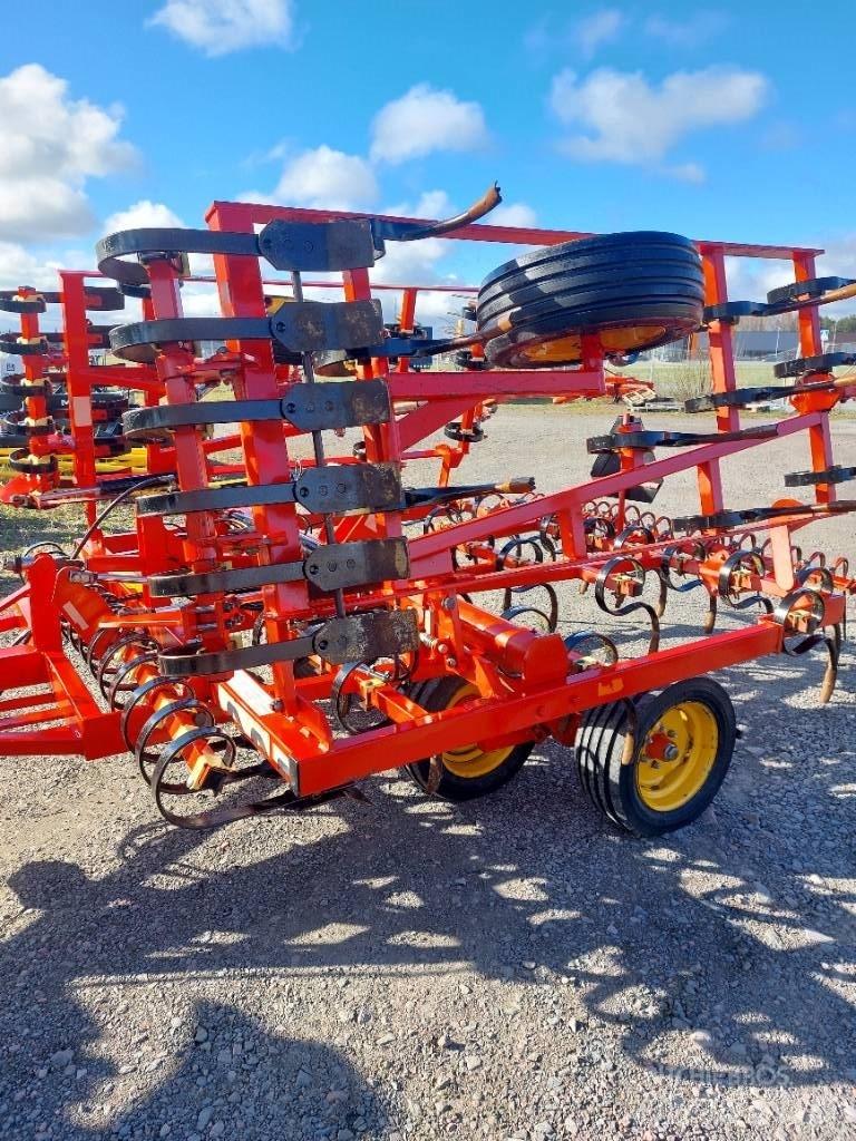 Väderstad NZF 450 Σβάρνες