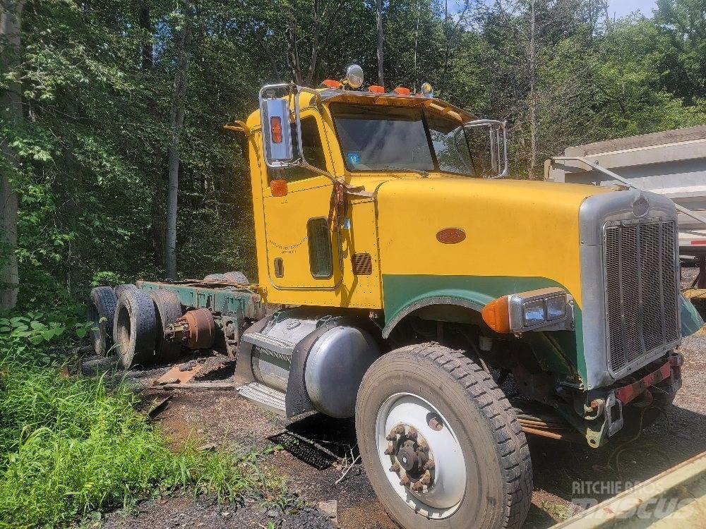 Peterbilt 357 Φορτηγά Ανατροπή
