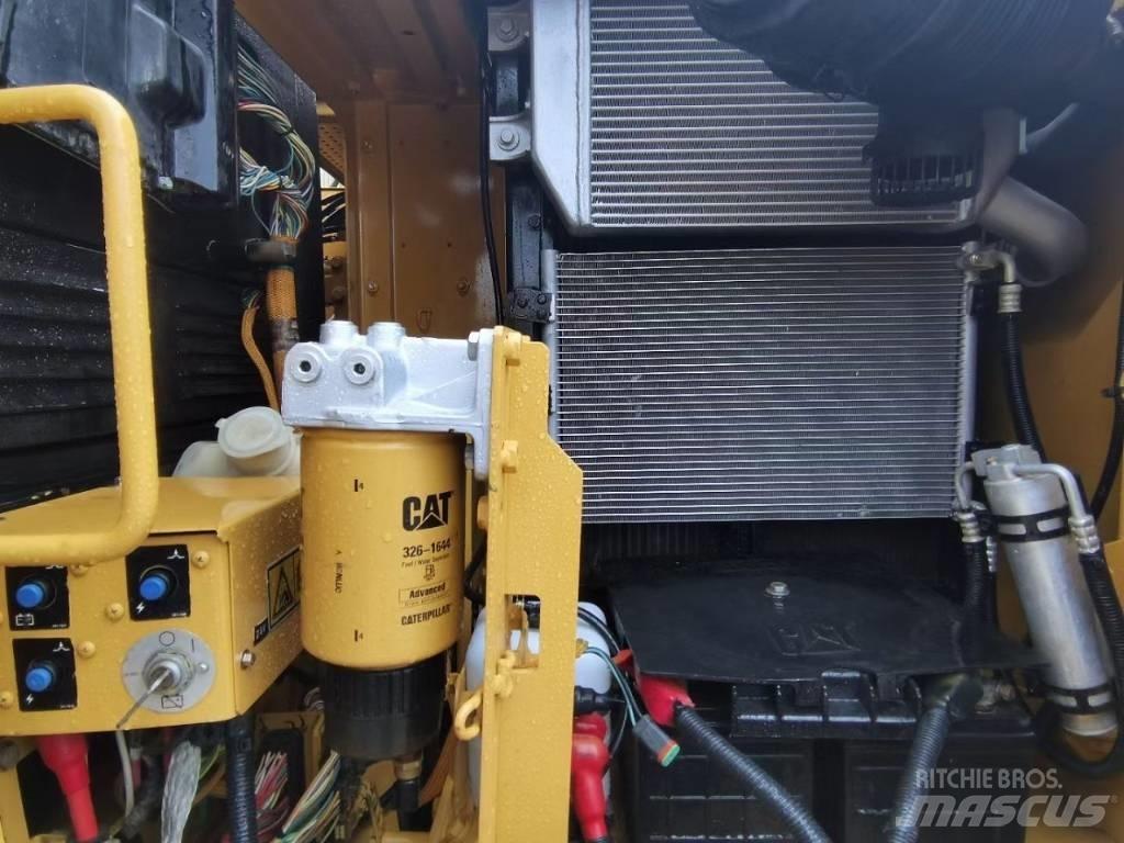 CAT 313D2GC Μίνι εκσκαφείς 7t - 12t