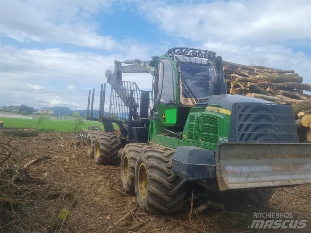 John Deere 1110 G Μεταφορείς ξυλείας
