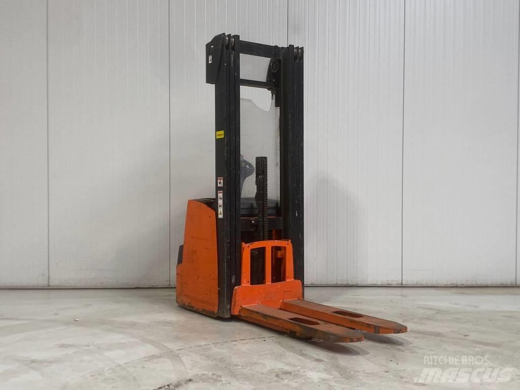 Hyster S1.4 Παλετοφόρα πεζού χειριστή με ιστό