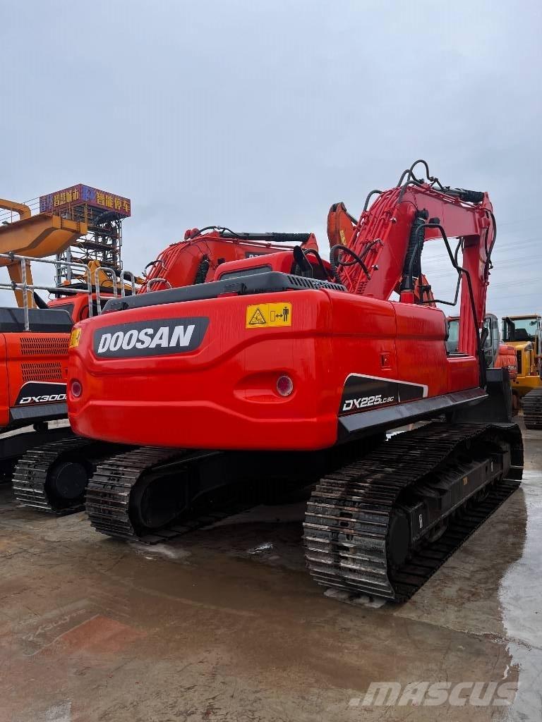 Doosan DX 225 LC-9 Εκσκαφείς με ερπύστριες
