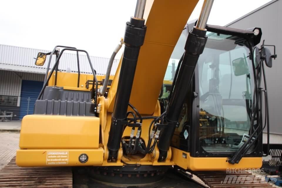 CAT 326-07 Εκσκαφείς με ερπύστριες
