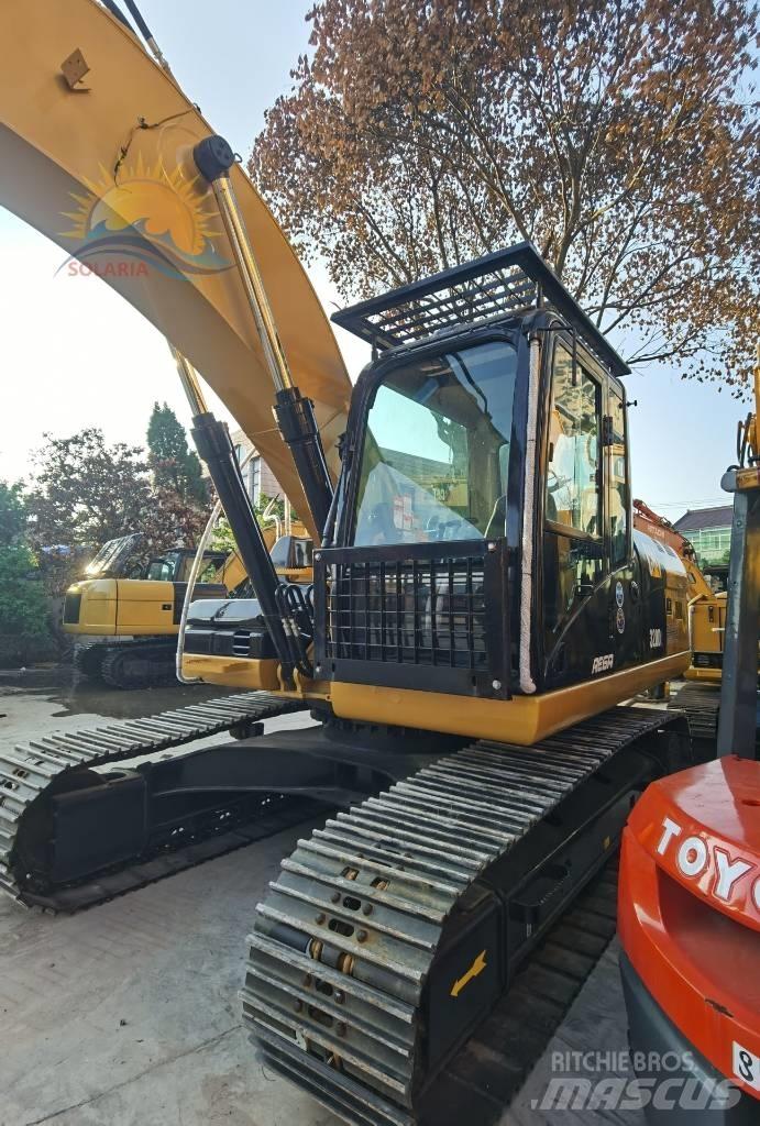CAT 320D2 Εκσκαφείς με ερπύστριες