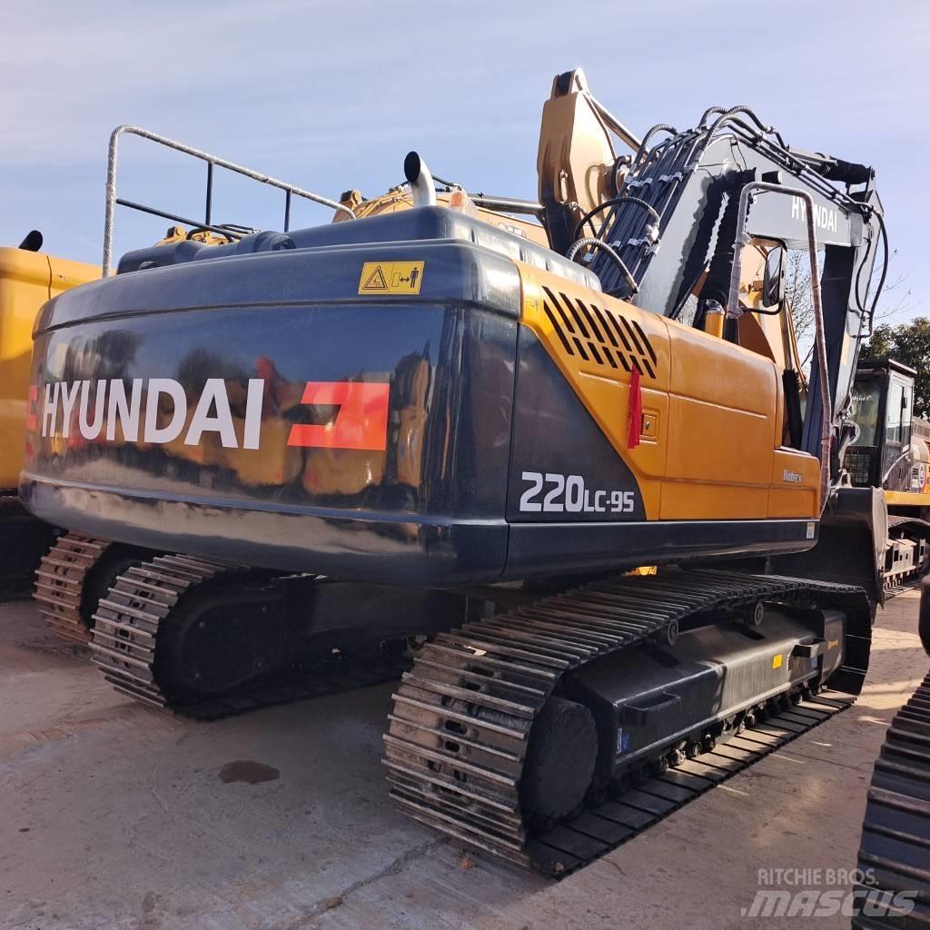 Hyundai 220LC -9S Εκσκαφείς με ερπύστριες