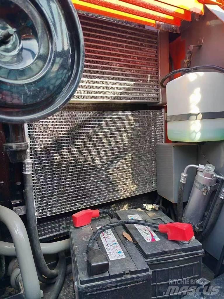 Hitachi ZX 120 Εκσκαφείς με ερπύστριες