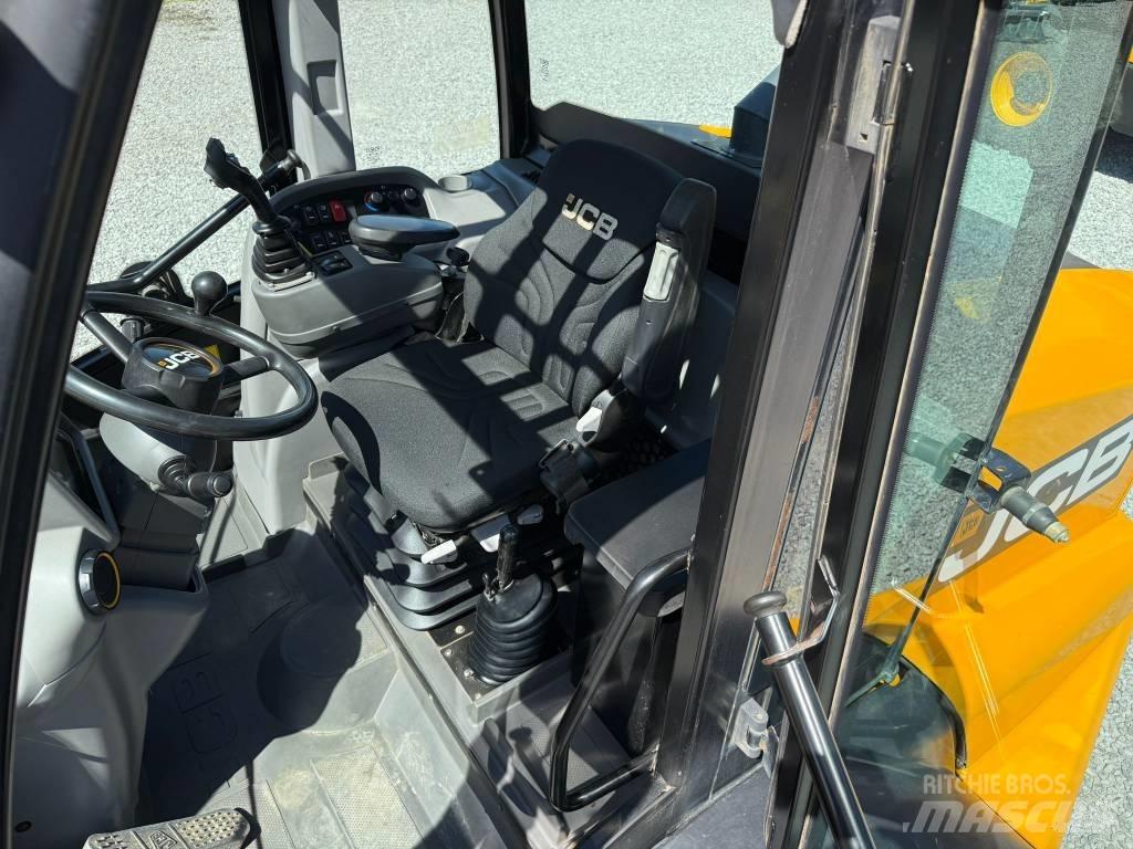 JCB TM 320 Συστήματα τηλεχειρισμού για τη γεωργία