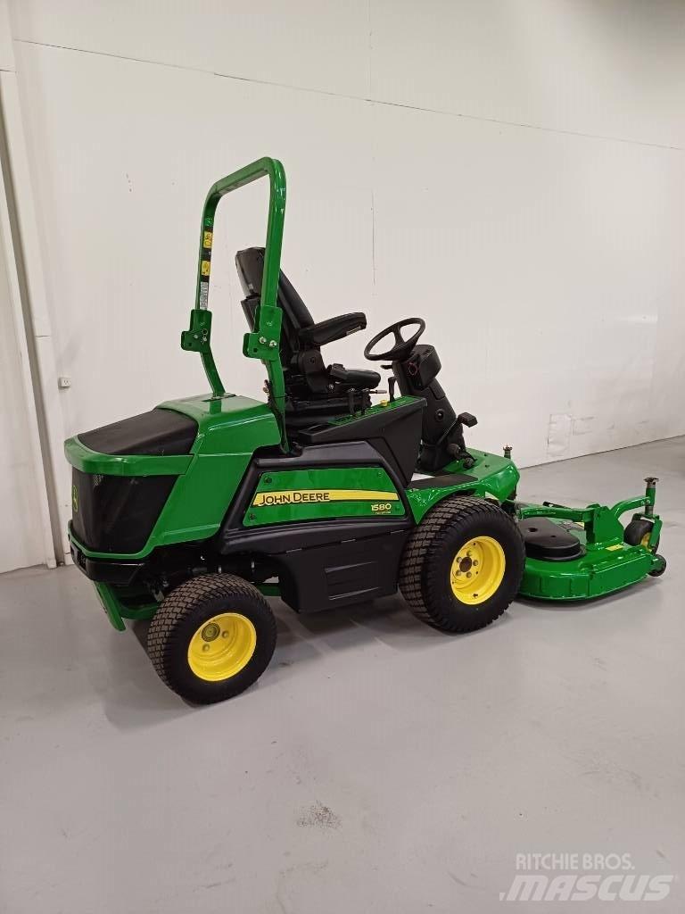 John Deere 1580 Χορτοκοπτικά με καθιστό χειριστή
