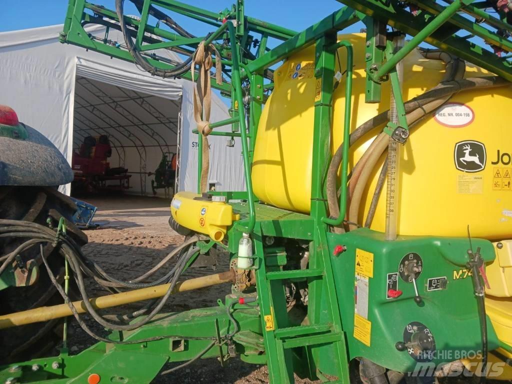 John Deere 740 Ρυμουλκούμενα ψεκαστικά