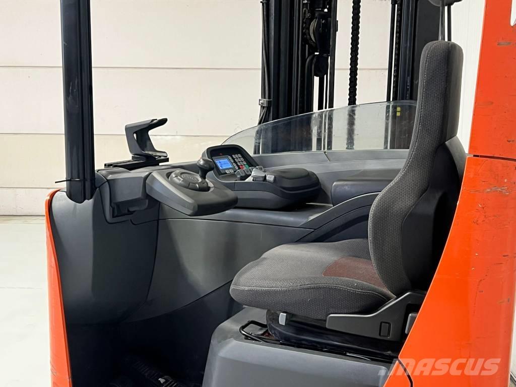 BT RRE160 Ανυψωτικά στενών δρόμων