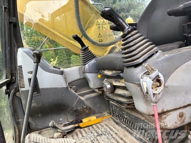 Komatsu PC 210 Εκσκαφείς με ερπύστριες