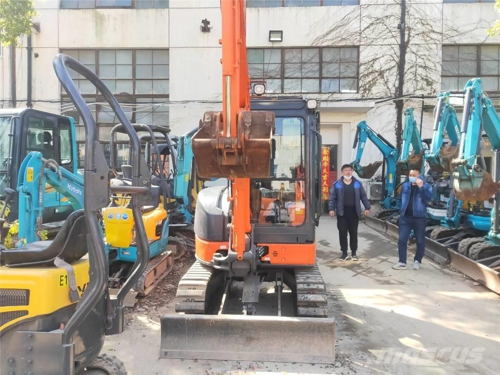 Hitachi ZX30 Εκσκαφάκι (διαβολάκι) < 7t