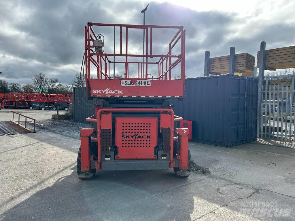 SkyJack SJ 8841 RT Ανυψωτήρες ψαλιδωτής άρθρωσης