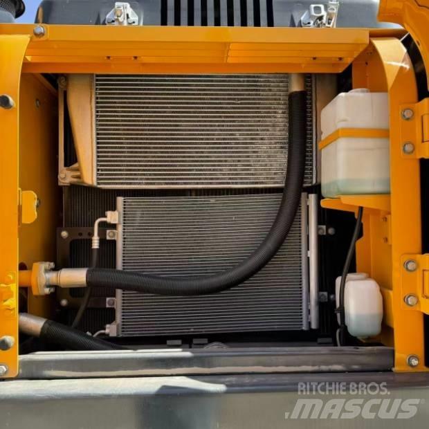 Hyundai R220-9S Εκσκαφείς με ερπύστριες