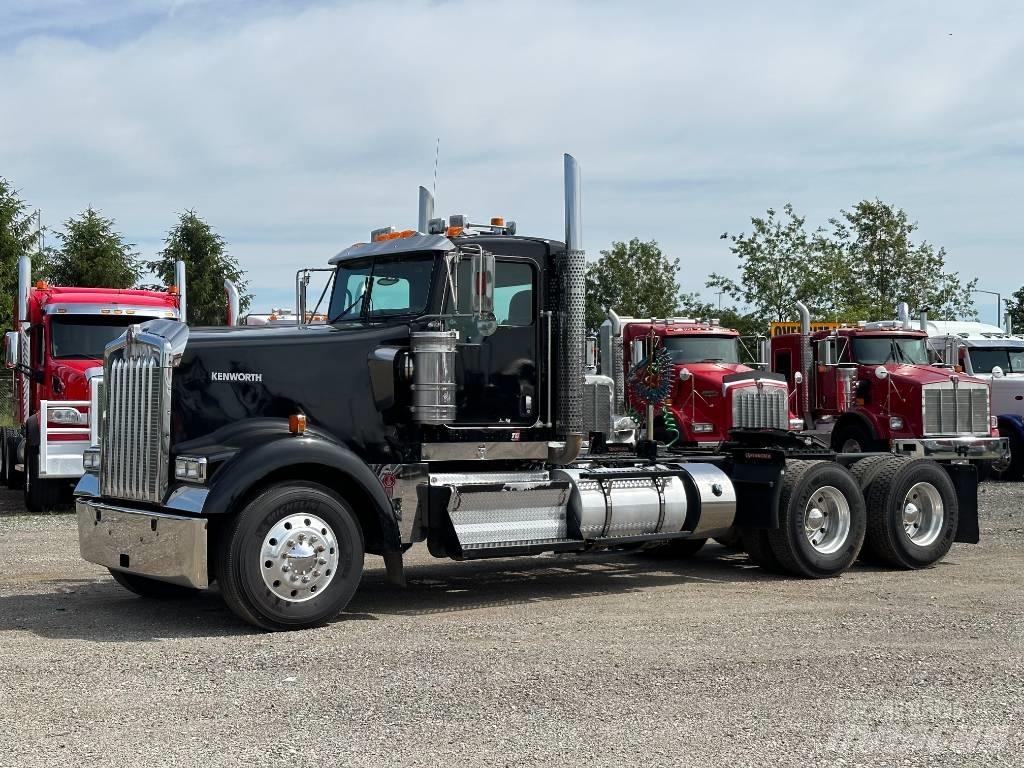 Kenworth W 900 Τράκτορες