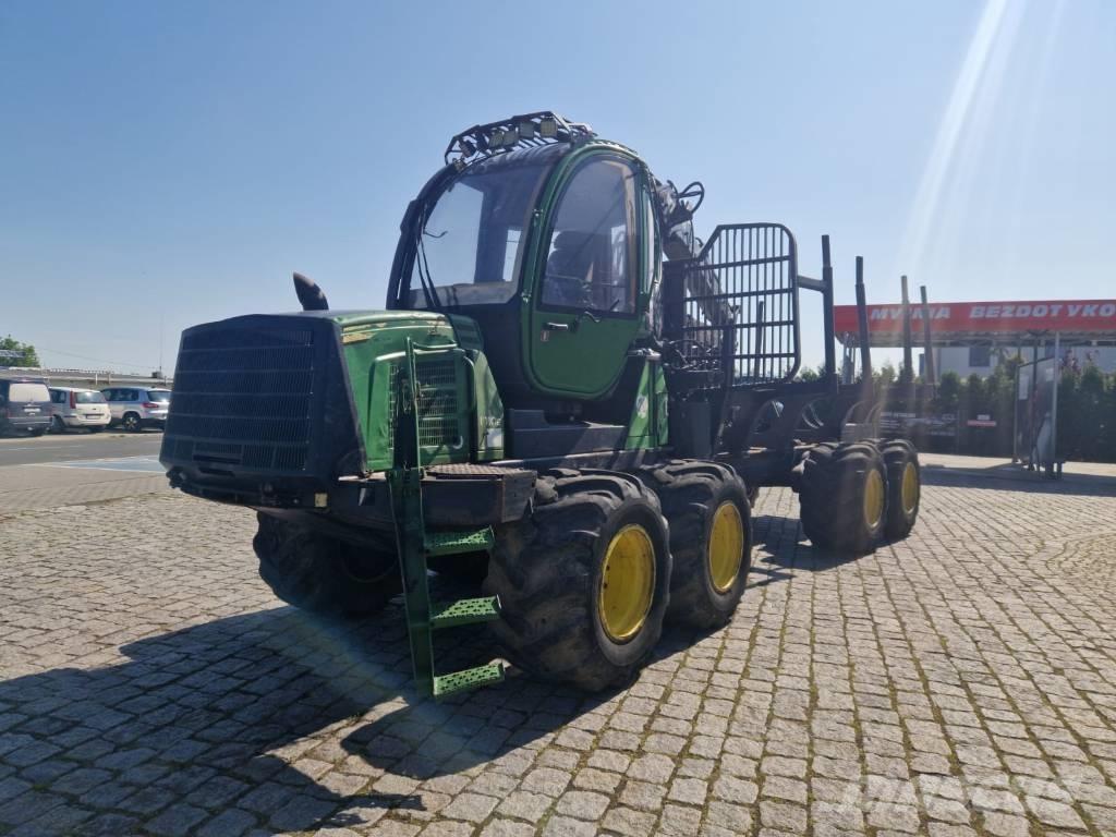 John Deere 1010 E Μεταφορείς ξυλείας