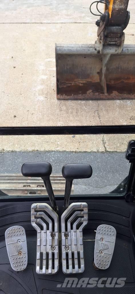JCB JS 131 LC Εκσκαφείς με ερπύστριες